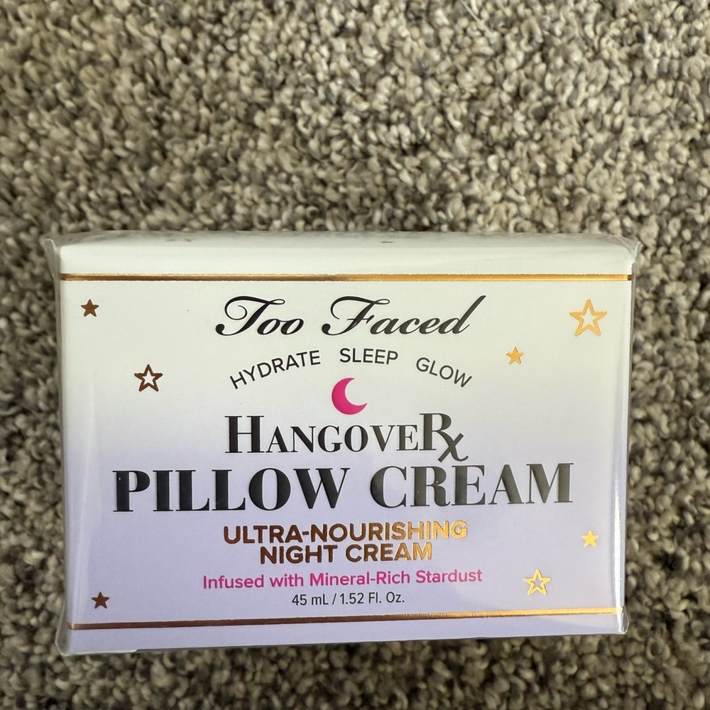 Too Faced Hangover Pillow Cream